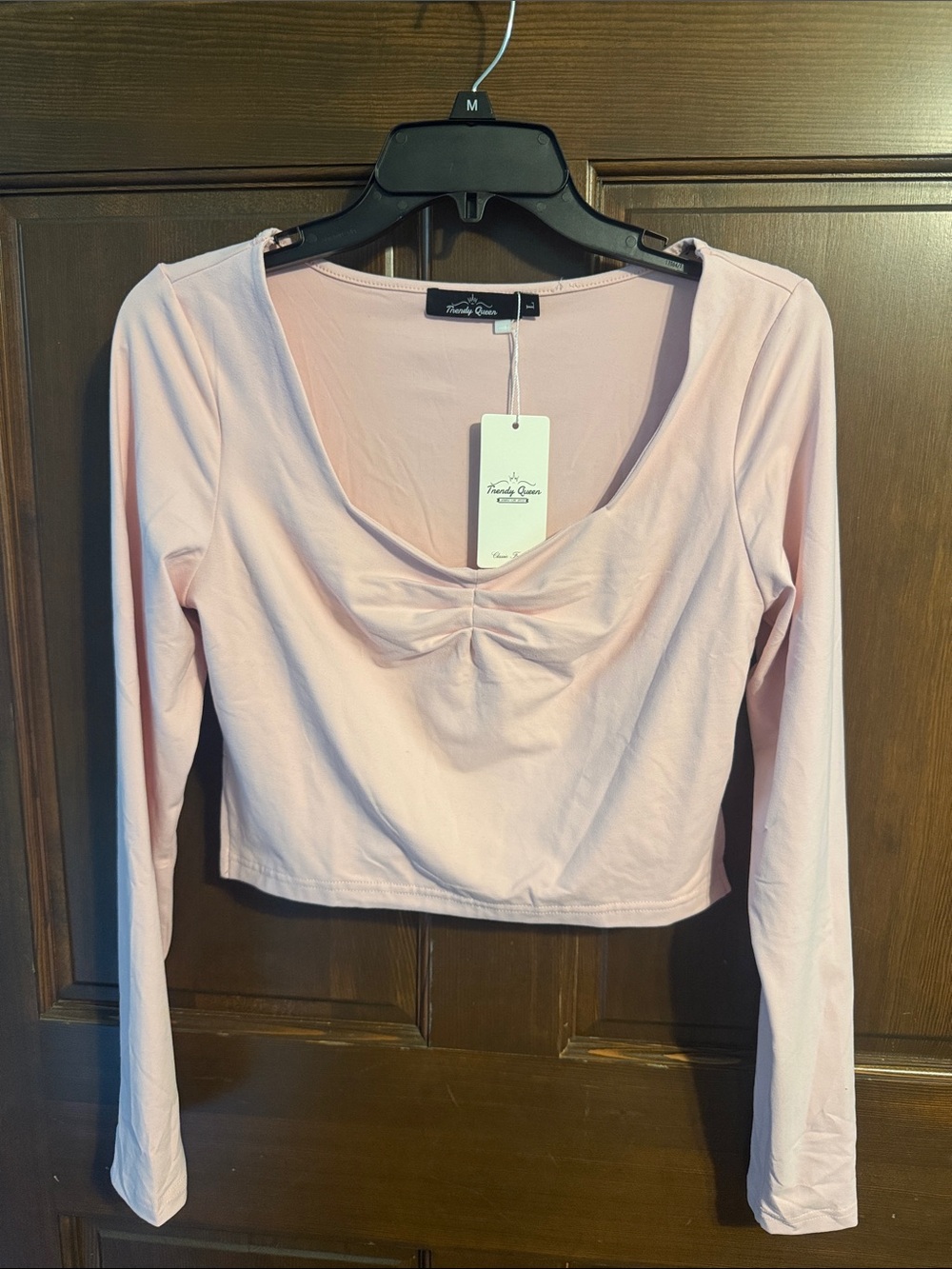 Handy Grace Long-Sleeve Cropped Scoop Top in Light Pink